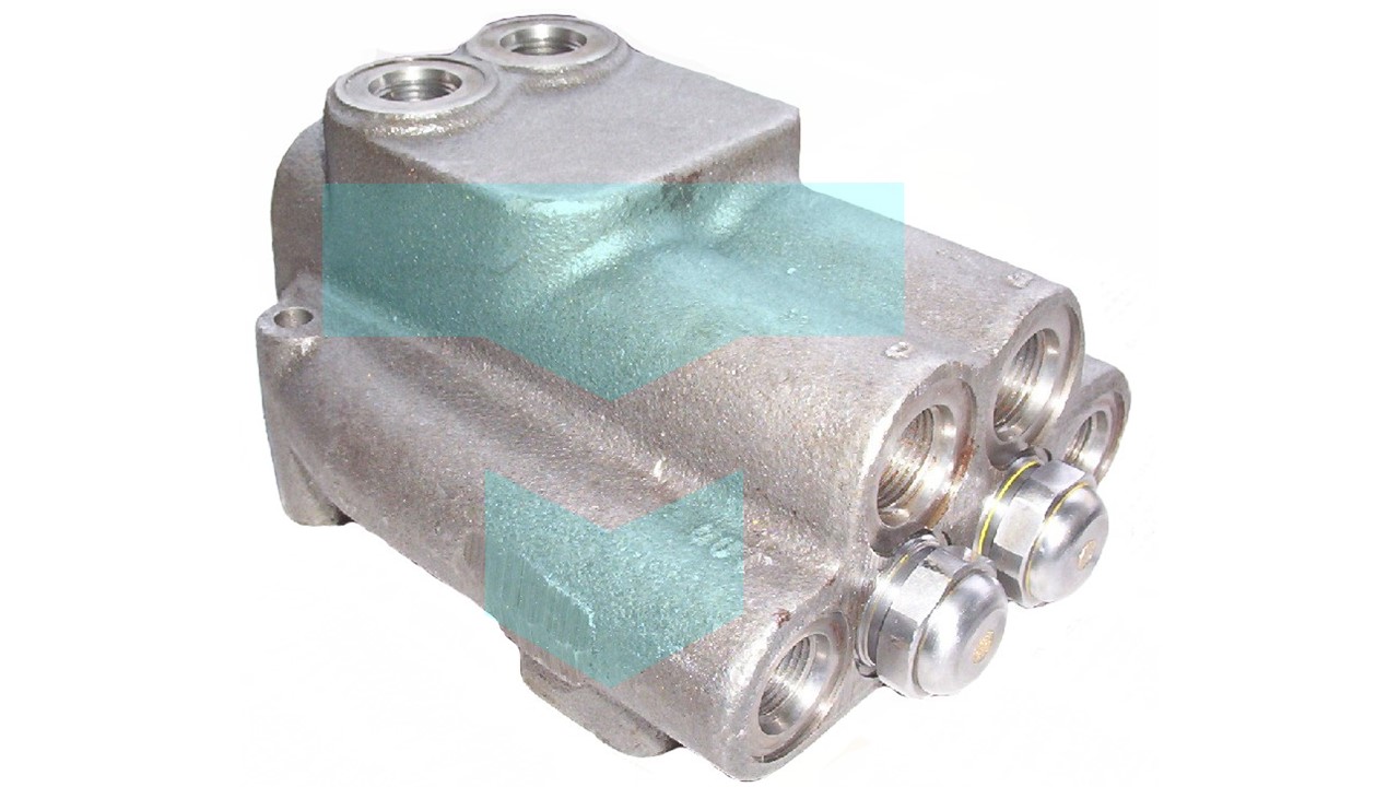 VALVULA COMANDO JD710