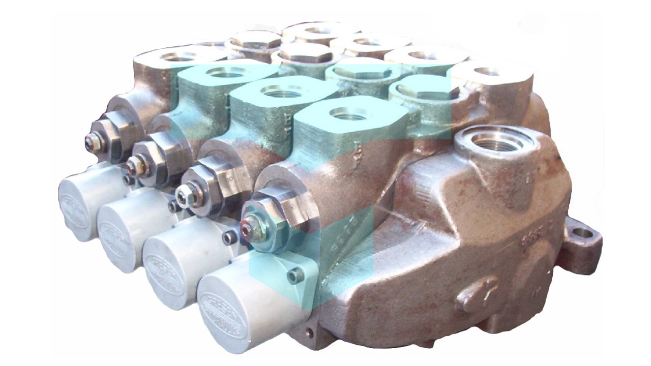 VALVULA COMANDO JD710