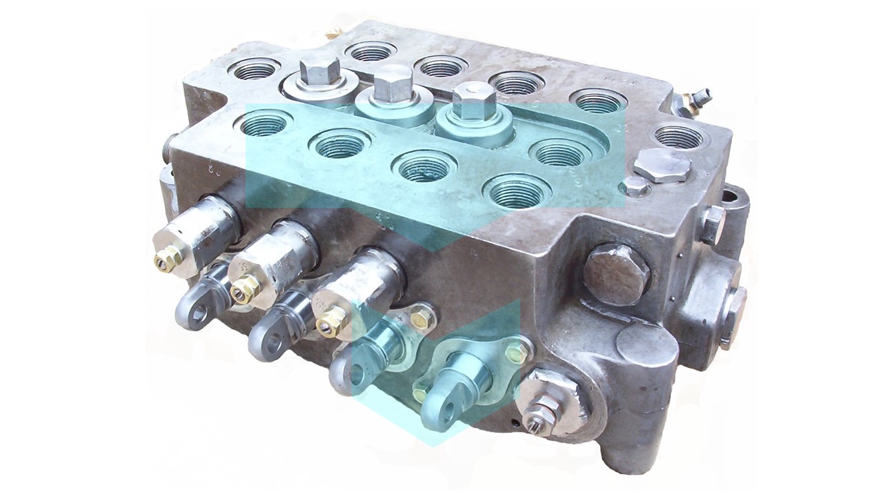 VALVULA COMANDO MONOBLOCK JD690